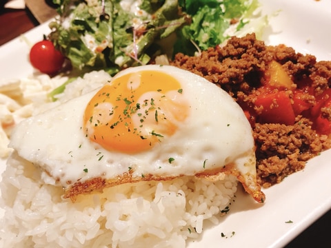 簡単時短！ひき肉ロコモコ丼